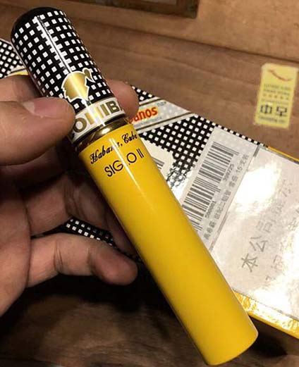 COHIBA SIGLO II(高希霸世纪二号)雪茄