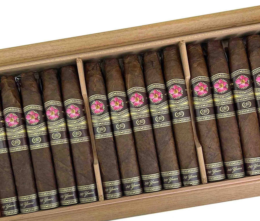 La Flor Dominicana Aniversario｜多米尼加之花 周年纪念系列30 周年